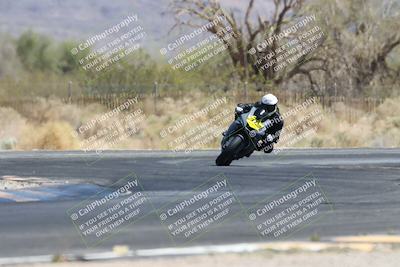 media/Apr-20-2025-CVMA (Sun) [[39090e8767]]/Race 5-Amateur Supersport Open/